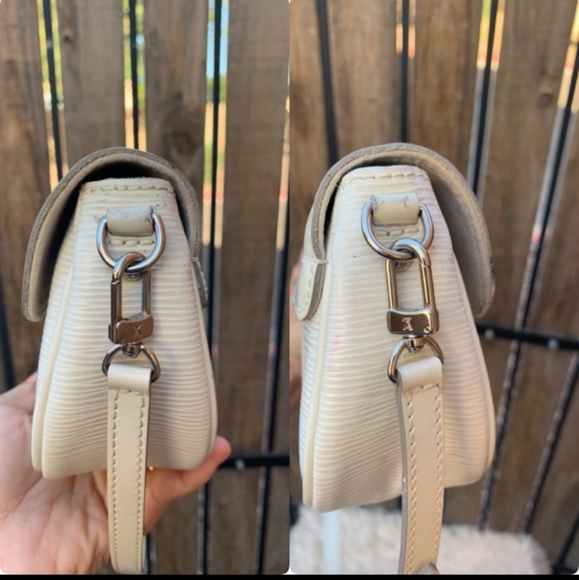 Louis vuitton epi multi pochette in white - Picture 5 of 10